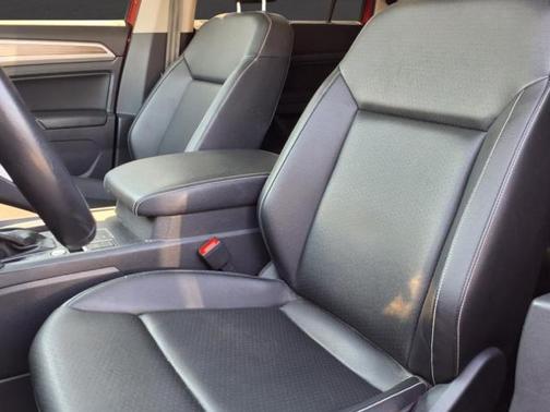 2021 Volkswagen Atlas 3.6L SE w/Technology