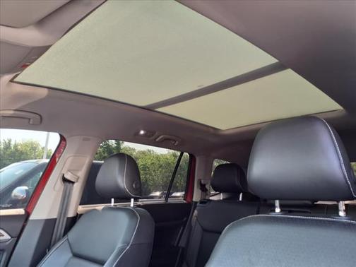 2021 Volkswagen Atlas 3.6L SE w/Technology