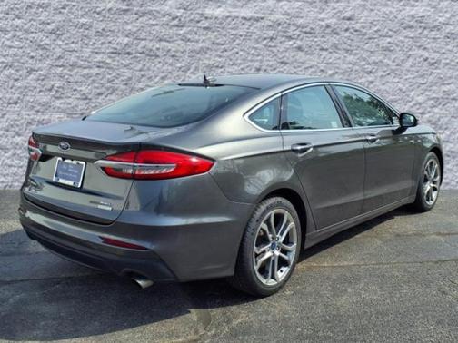 2019 Ford Fusion SEL