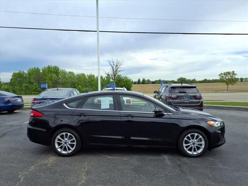 2020 Ford Fusion Hybrid SE