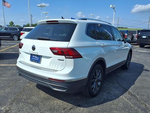 2022 Volkswagen Tiguan 2.0T SE 4MOTION