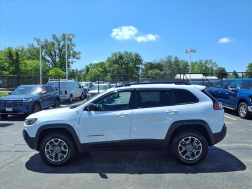 2022 Jeep Cherokee Trailhawk
