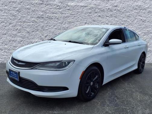 2017 Chrysler 200 LX