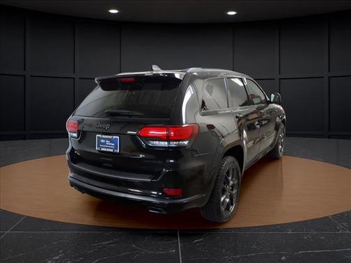 Diamond Black Crystal Pearlcoat 2020 Jeep Grand Cherokee Limited X