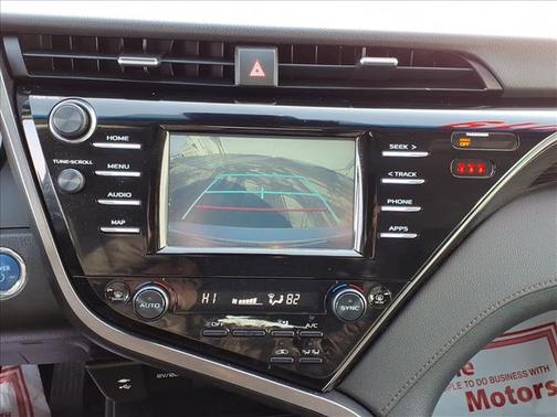 2019 Toyota Camry Hybrid LE