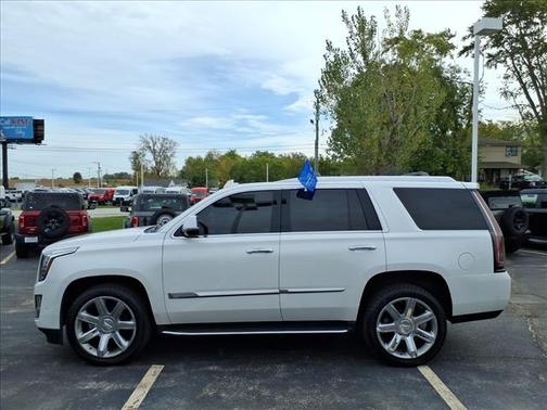 2019 Cadillac Escalade Luxury