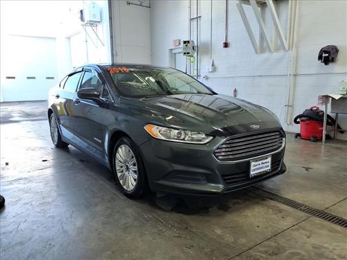 2015 Ford Fusion Hybrid S