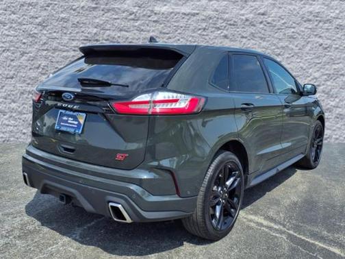 2022 Ford Edge ST