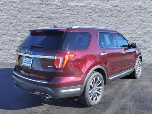 BURGUNDY VELVET MET TINT CC 2018 Ford Explorer Platinum