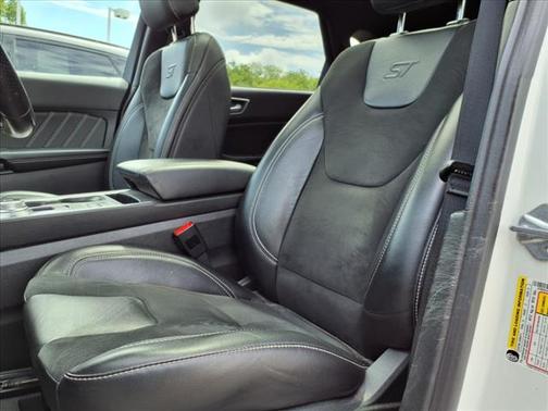 2022 Ford Edge ST