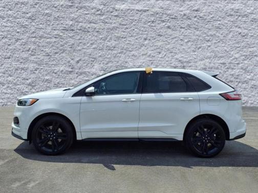 2022 Ford Edge ST