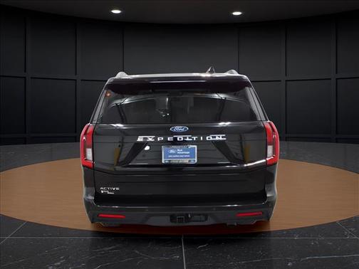 AGATE BLACK METALLIC 2025 Ford Expedition Active