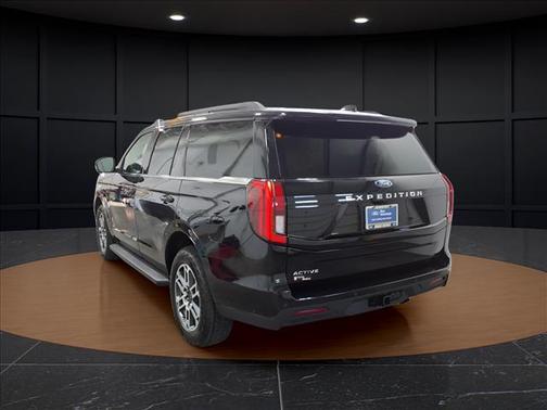 AGATE BLACK METALLIC 2025 Ford Expedition Active