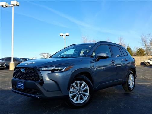 2024 Toyota Corolla Cross LE