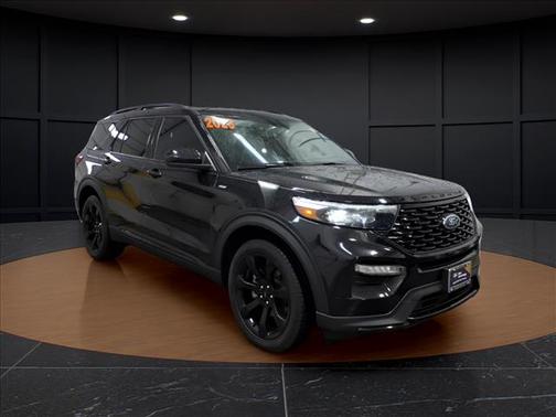 AGATE BLACK METALLIC 2023 Ford Explorer ST-Line