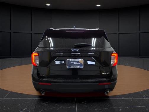 AGATE BLACK METALLIC 2023 Ford Explorer ST-Line