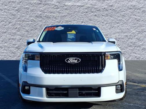 2025 Ford Maverick Lobo