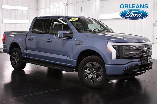 2023 Ford F-150 Lightning LARIAT