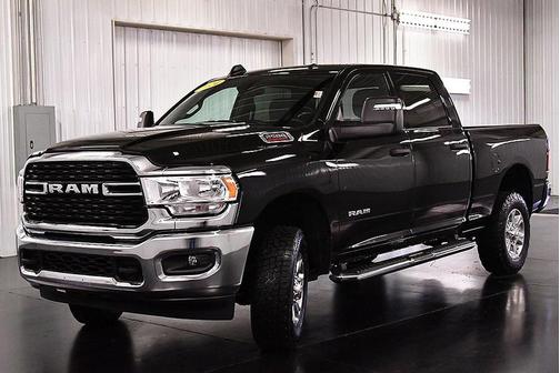 2024 RAM 2500 Big Horn Crew Cab 4x4 6'4' Box
