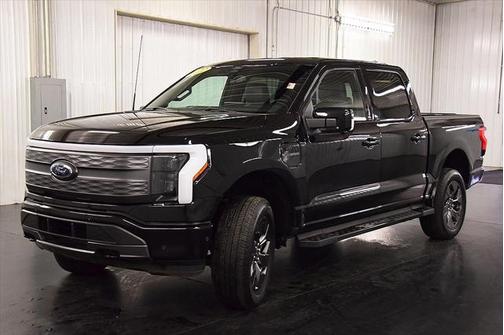 2022 Ford F-150 Lightning LARIAT