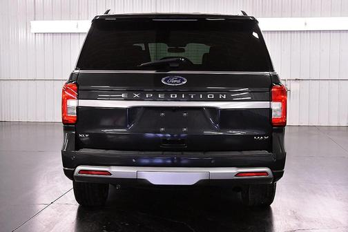 2022 Ford Expedition Max XLT