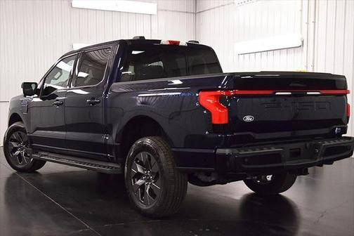 2024 Ford F-150 Lightning LARIAT