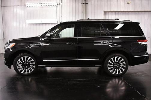2024 Lincoln Navigator Black Label
