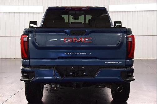 2024 GMC Sierra 2500 Denali