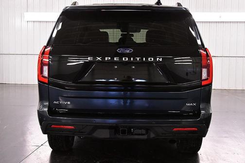 2025 Ford Expedition Max Active 4x4