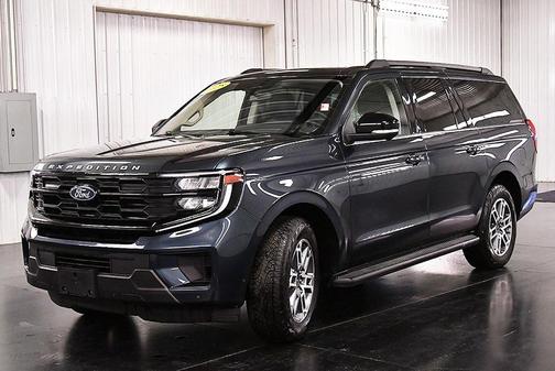 2025 Ford Expedition Max Active 4x4