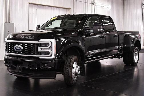 2025 Ford F-450 Platinum