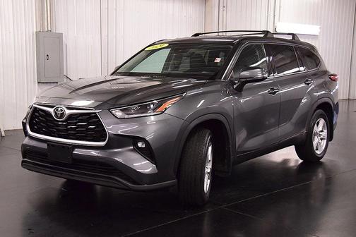 2021 Toyota Highlander LE