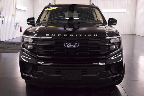 2025 Ford Expedition Max Active 4x4