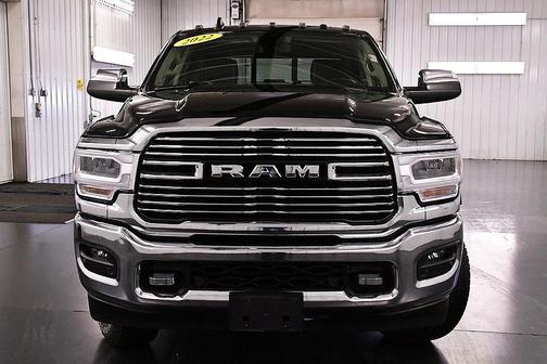 2022 RAM 2500 Laramie Crew Cab 4x4 6'4' Box