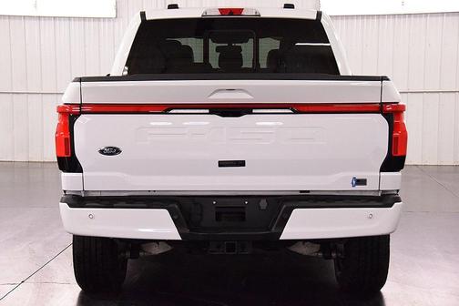 2023 Ford F-150 Lightning LARIAT