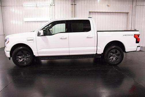2023 Ford F-150 Lightning LARIAT