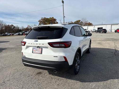 2026 Ford Escape ST-Line Select