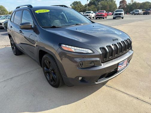2016 Jeep Cherokee Altitude
