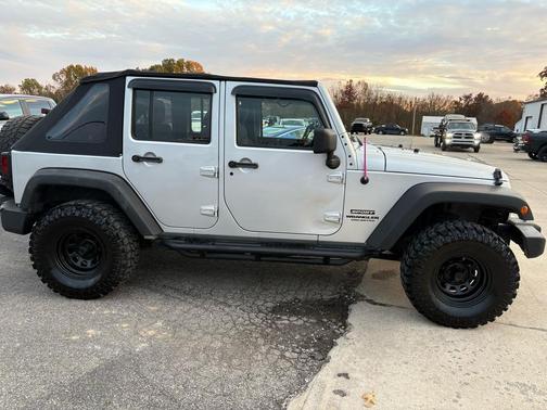 2012 Jeep Wrangler Unlimited Sport