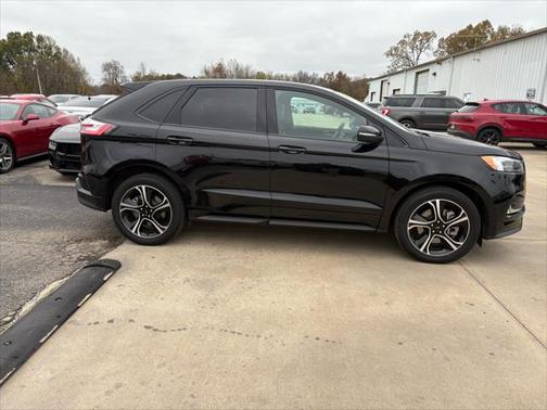 2024 Ford Edge ST