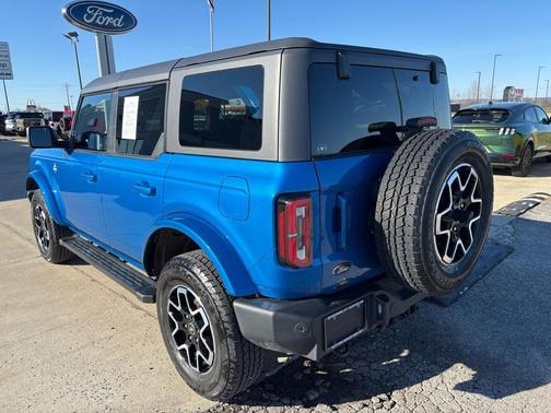 2023 Ford Bronco Black Diamond 4 Door 4x4