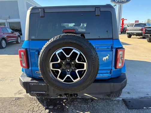 2023 Ford Bronco Black Diamond 4 Door 4x4