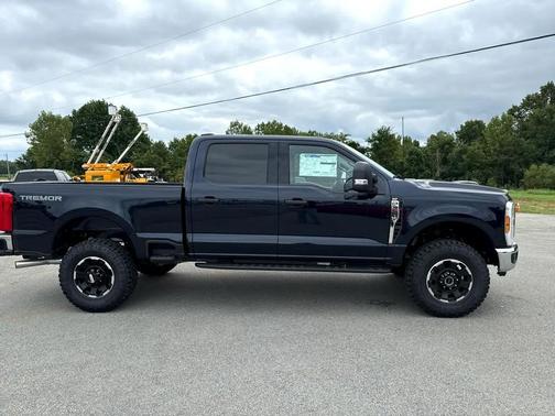 2025 Ford F-350 XLT
