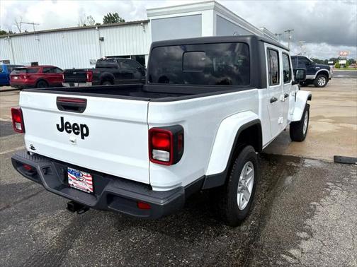 2023 Jeep Gladiator Sport S