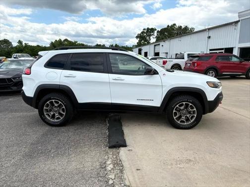 2022 Jeep Cherokee Trailhawk