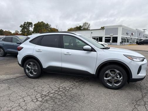 2026 Ford Escape ST-Line Select