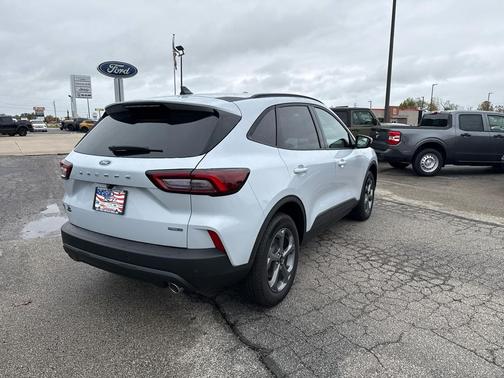 2026 Ford Escape ST-Line Select