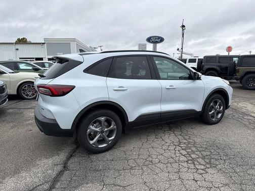 2026 Ford Escape ST-Line Select
