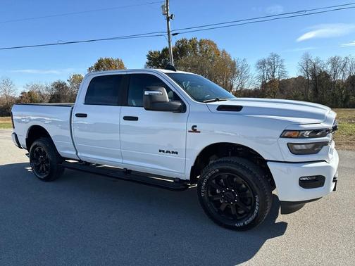 2026 RAM 2500 Big Horn Crew Cab 4x4 6'4' Box