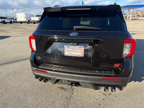 2023 Ford Explorer ST 4WD